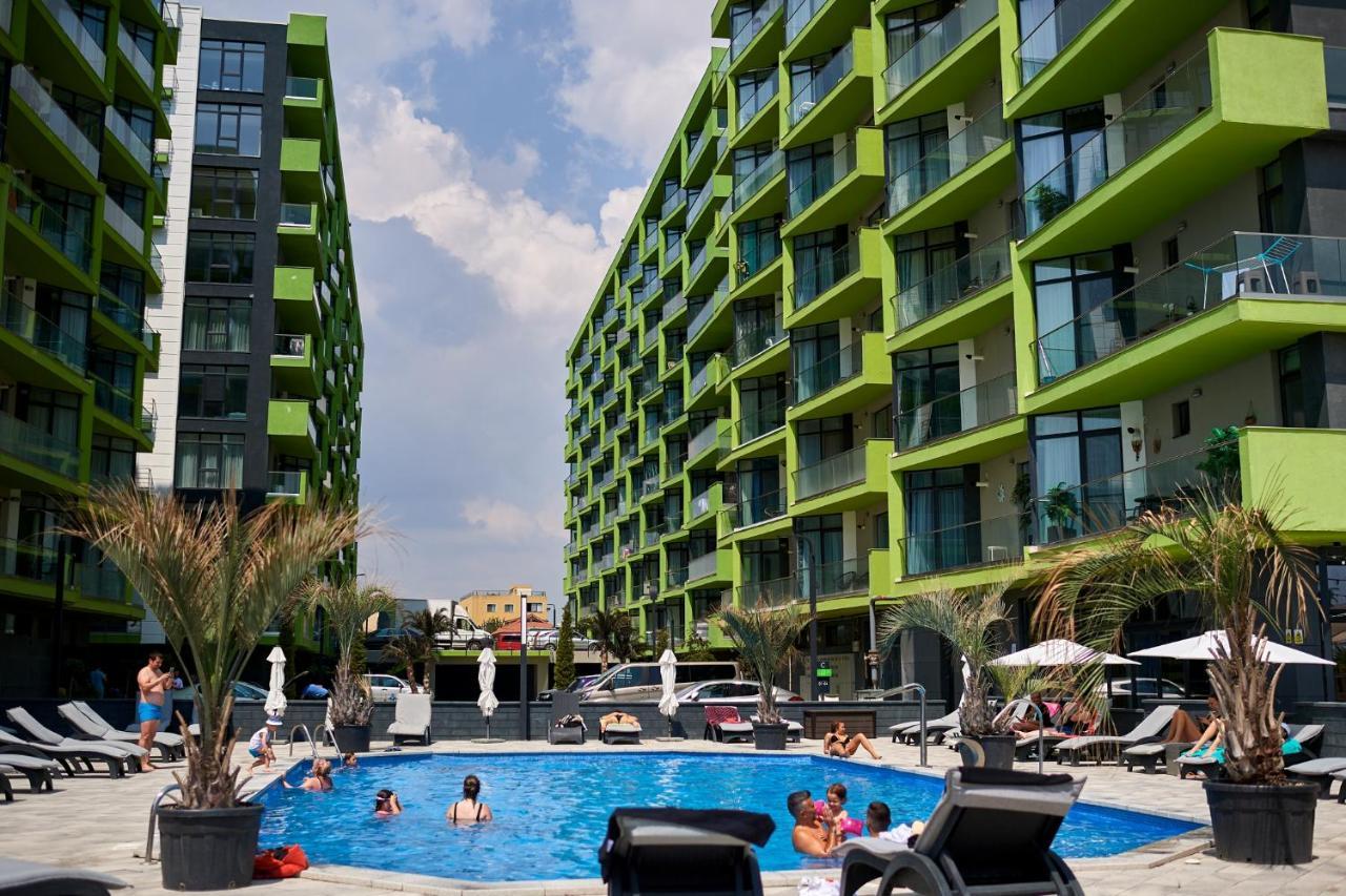 Glamour Sea View Family - N Pools Apartament *