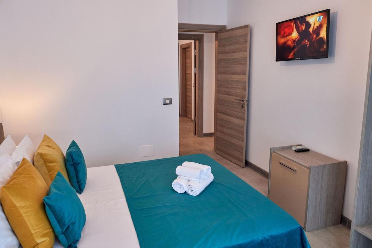 Glamour Sea View Family - N Pools * Mamaia