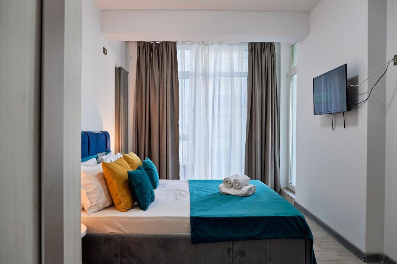 Apartment Glamour Sea View Family - N Pools *