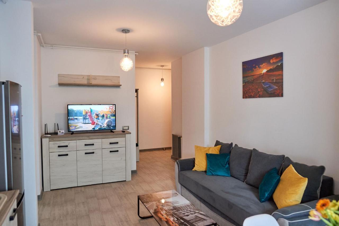 דירה Glamour Sea View Family - N Pools